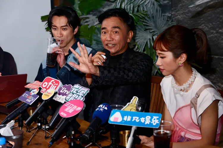 吳宗憲（中）日前表示不再參加金鐘獎。攝影中心攝