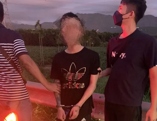 索800万封口费引杀机！行刑式枪杀2诈团车手　狠男下场曝光　