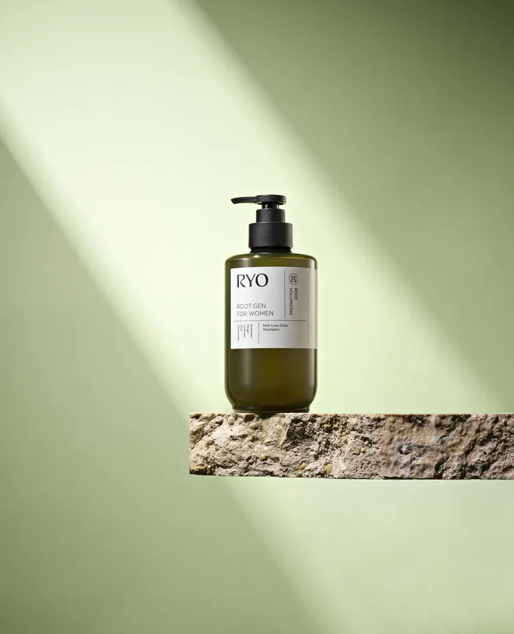 呂Ryo強韌蘊髮洗髮精（女性專用），515ml／699元。品牌提供