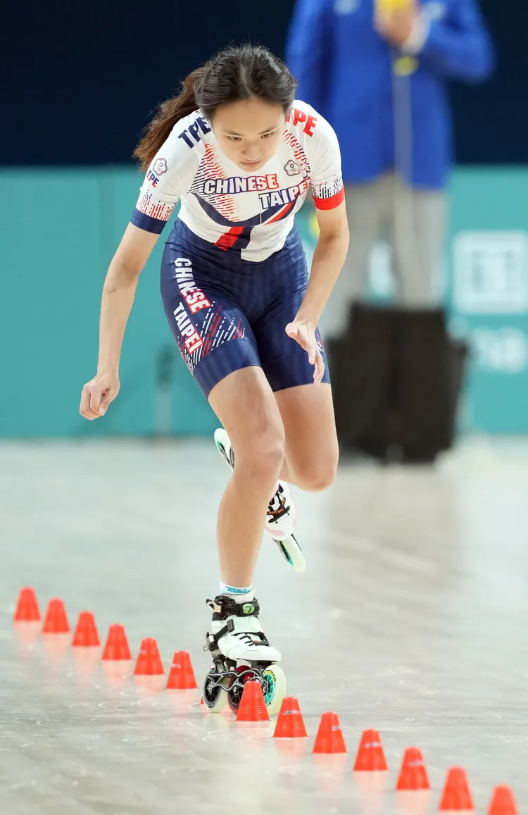 丁于恩。新華社