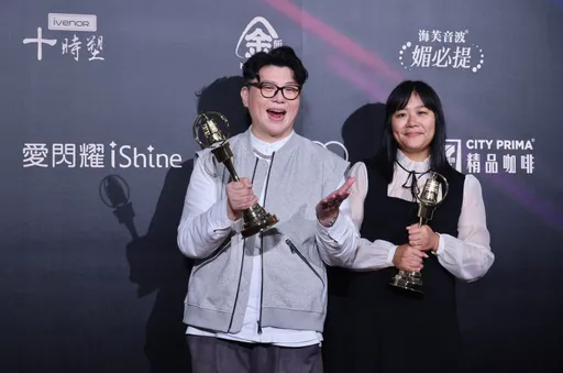 《營業中》奪獎台上淚謝他 曝炎亞綸群組內容洩回歸可能性