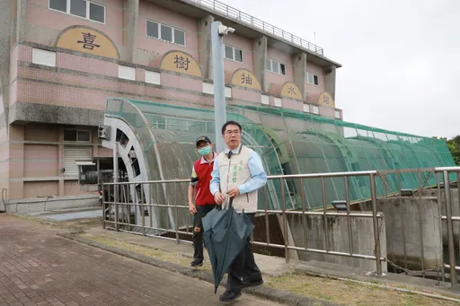 台南颱風假倒數計時 黃偉哲直白回應「大家都喜歡放假」