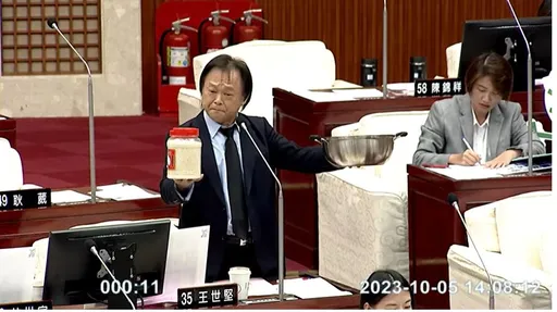 王世堅送這2物!促蔣萬安進駐社子島埋鍋造飯 藍議員反批內政部刁難