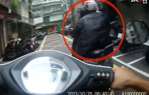 頻違規不甩警喊「旁邊停啦!」還衝撞警車 藏毒男落網竟辯「治療中風」