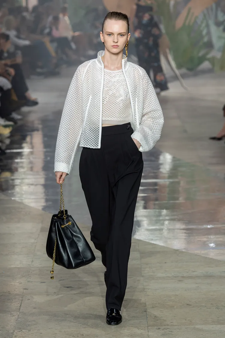 夏姿2024春夏大秀。品牌提供