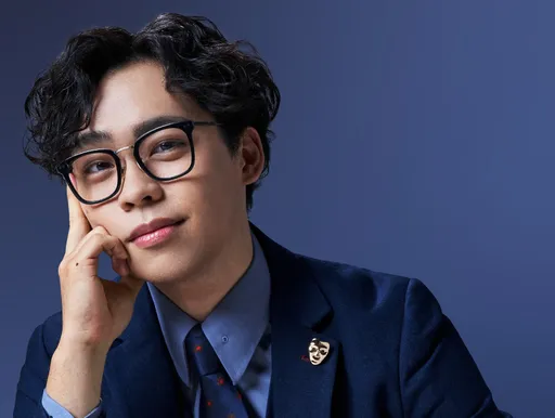 賀瓏接下最強脫口秀強勢回歸　4總統候選人照片留伏筆