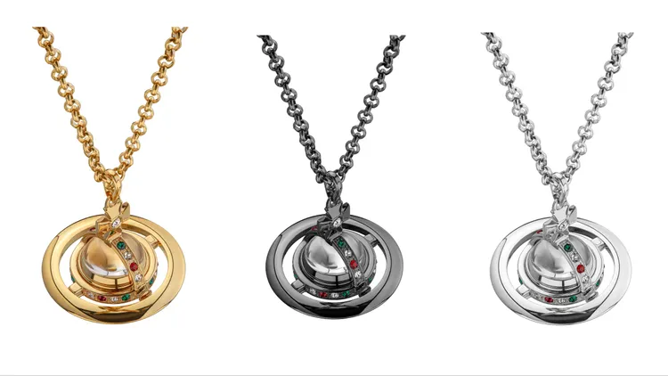 土星鐘錶項鍊本次共推出3種顏色。品牌提供
