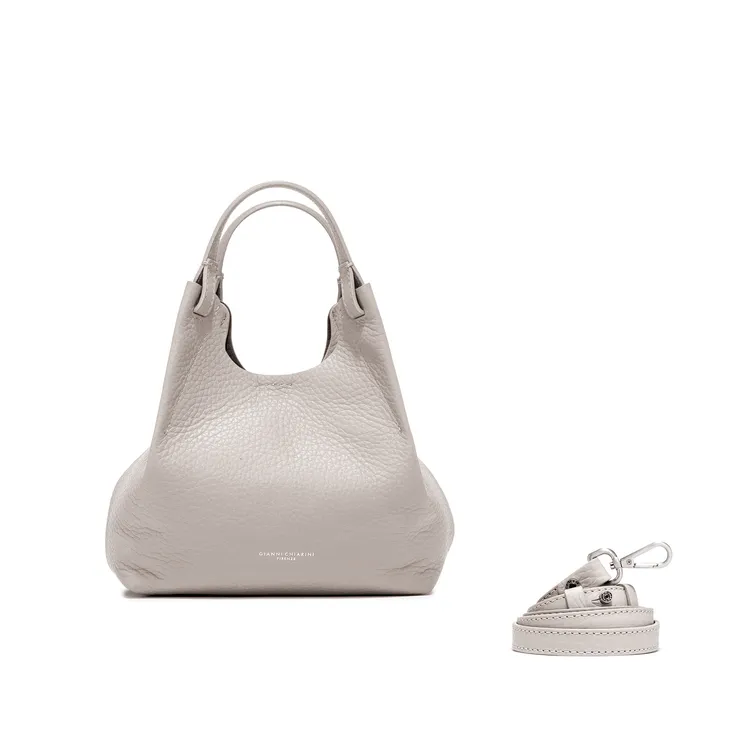 Dua中型手提肩背包（米灰色），1萬2600元。品牌提供