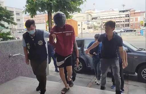 屏東刺青店疑遭縱火釀1死1重傷 19歲顧客涉重嫌!警方逮人過程曝光