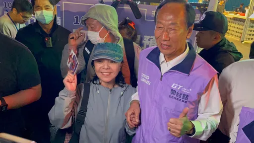 郭柯配月底前完成整合？　郭台銘：團結是勝選方程式