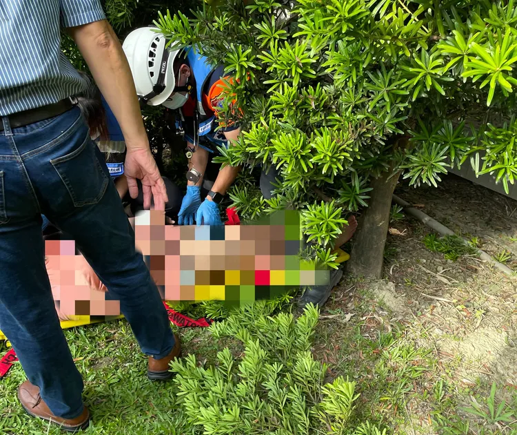 女大生意識模糊，無明顯外傷。讀者提供