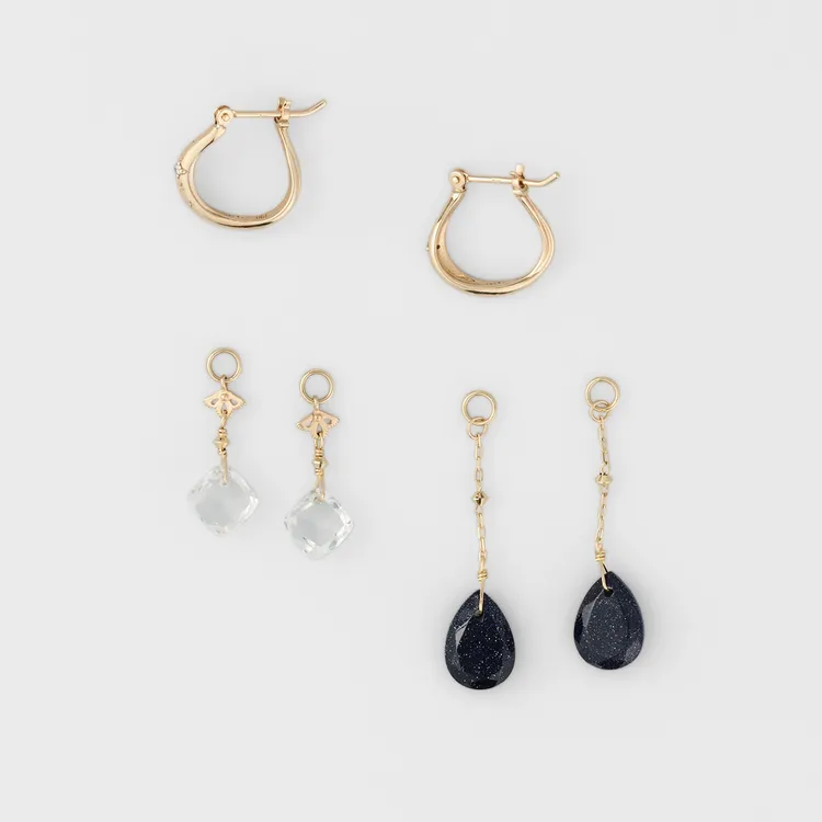 紫金石石英限定月亮耳環套組（耳針款），2萬500元。品牌提供