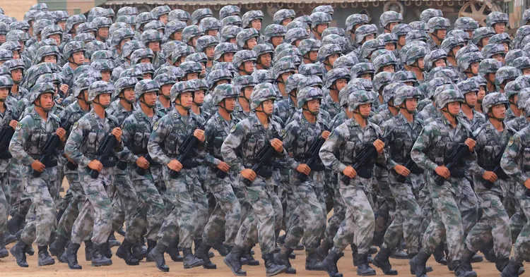 專家指出，解放軍成員混入非法移民中，偷渡進入美國潛伏，案情並不單純。資料照片