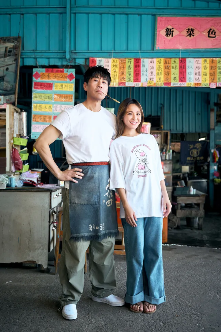 羅時豐在梁文音新歌MV中化身廚神系歐巴。環球音樂提供