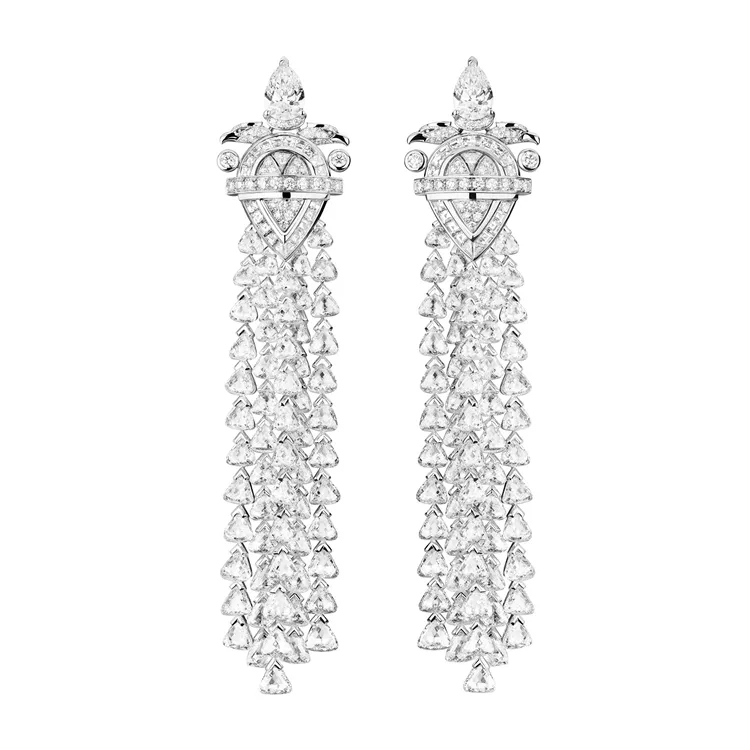 香奈兒頂級珠寶Aigle Protecteur耳環，約1496萬2000元。品牌提供