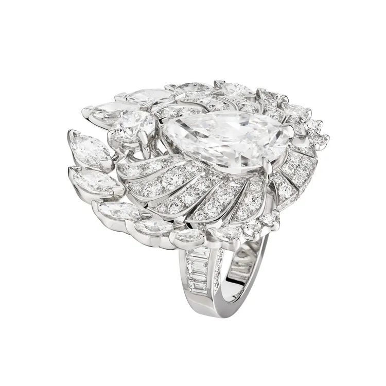 香奈兒頂級珠寶Aigle Cambon戒指，約342萬3000元。品牌提供