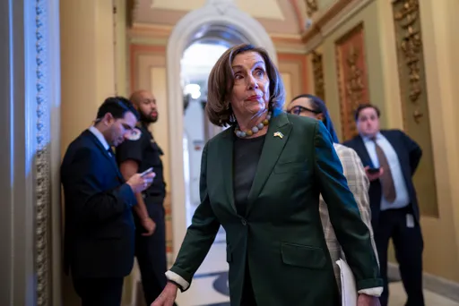 美眾院亂象！臨時議長上任就出招　裴洛西遭趕出辦公室