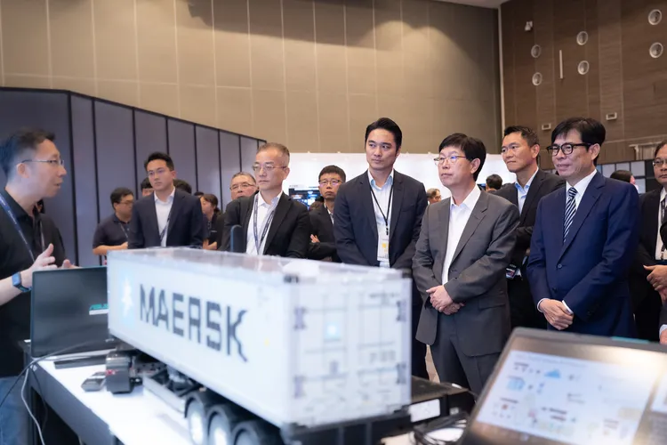 鴻海智慧城市展展示高市府與相關產業生態系聯盟。業者提供