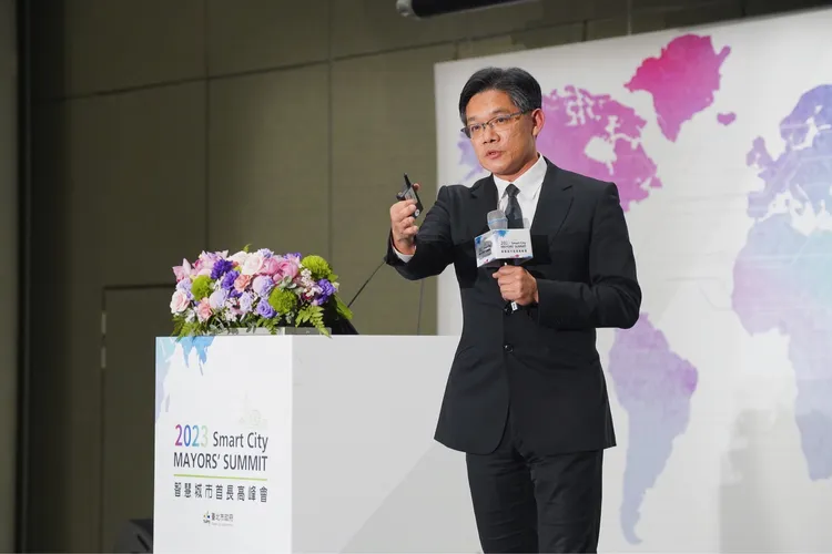 財政局長游適銘轉任副祕書長。北市府提供