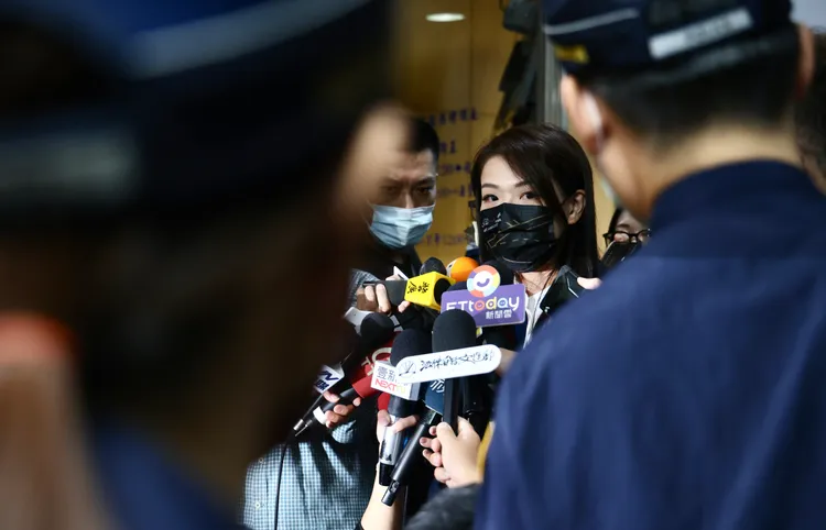 高虹安庭訊後受訪。林林攝