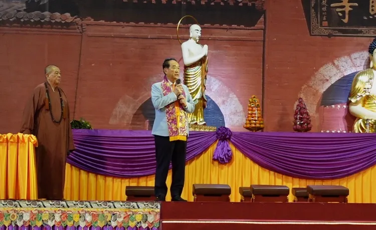 宋楚瑜今天出席第36屆弘揚孝道全球供佛齋僧大會。翻攝畫面