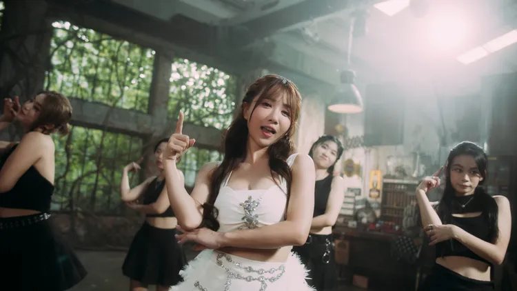 王芯羽從小就懷抱著歌手夢，最近終於完成心願。Andorra Entertainment提供