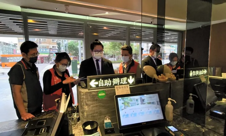 城市商旅遭查出有2間旅館哄抬價格，德立莊博愛館則符合規定。觀光局提供