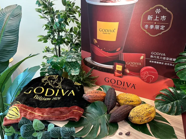 7-ELEVEN與GODIVA合作6年來熱銷660座101高度。陳怡文攝