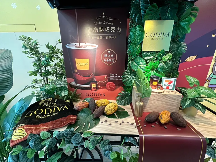 集點100點，毛毯免費換購。陳怡文攝