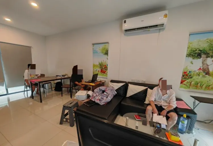 泰國警方查獲的詐騙機房。泰國警方照片