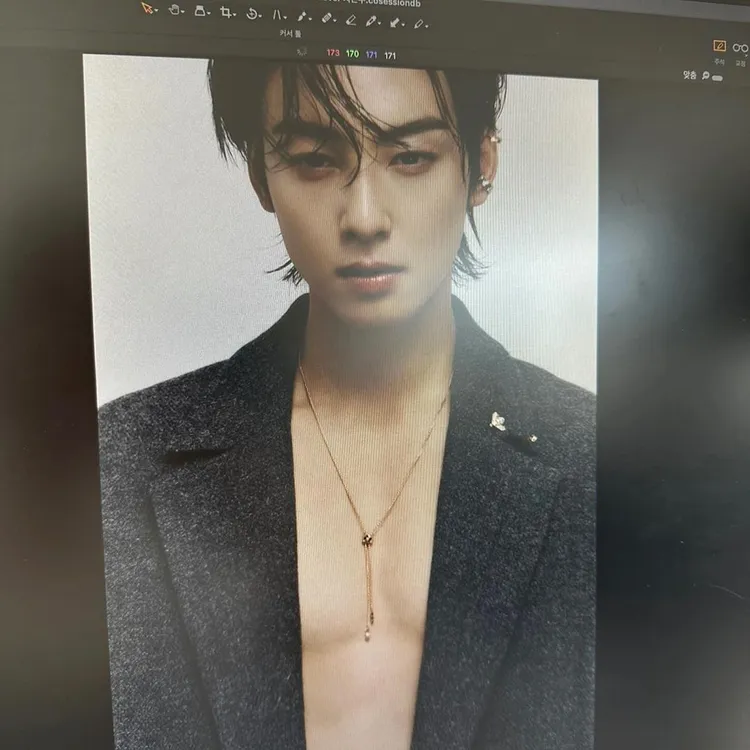 車銀優這組雜誌照相當性感撩人。翻攝車銀優IG