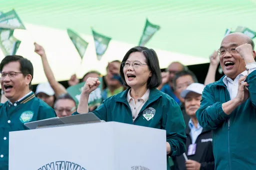 蔡英文批「藍白合」權位分配 籲全民團結「走對的路、選對的人」