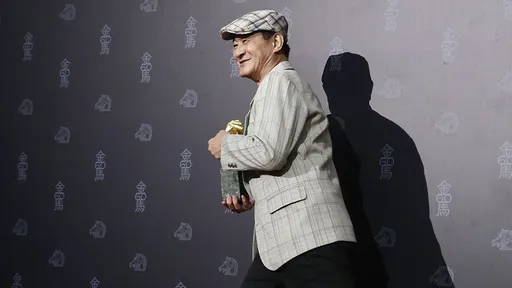 金馬男配陳慕義「酸爆KP腦袋空空」 眾人朝聖:怎麼寫這麼好