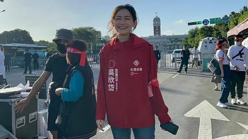 館長敗訴!吳欣岱放美照慶祝 「台灣不是拳頭大就會贏」