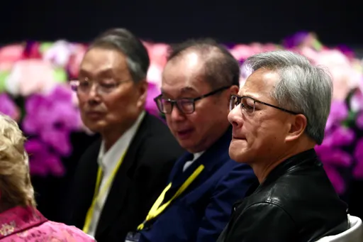 黃仁勳稱讚張忠謀為企業教父 台積電創造3個晶片奇蹟