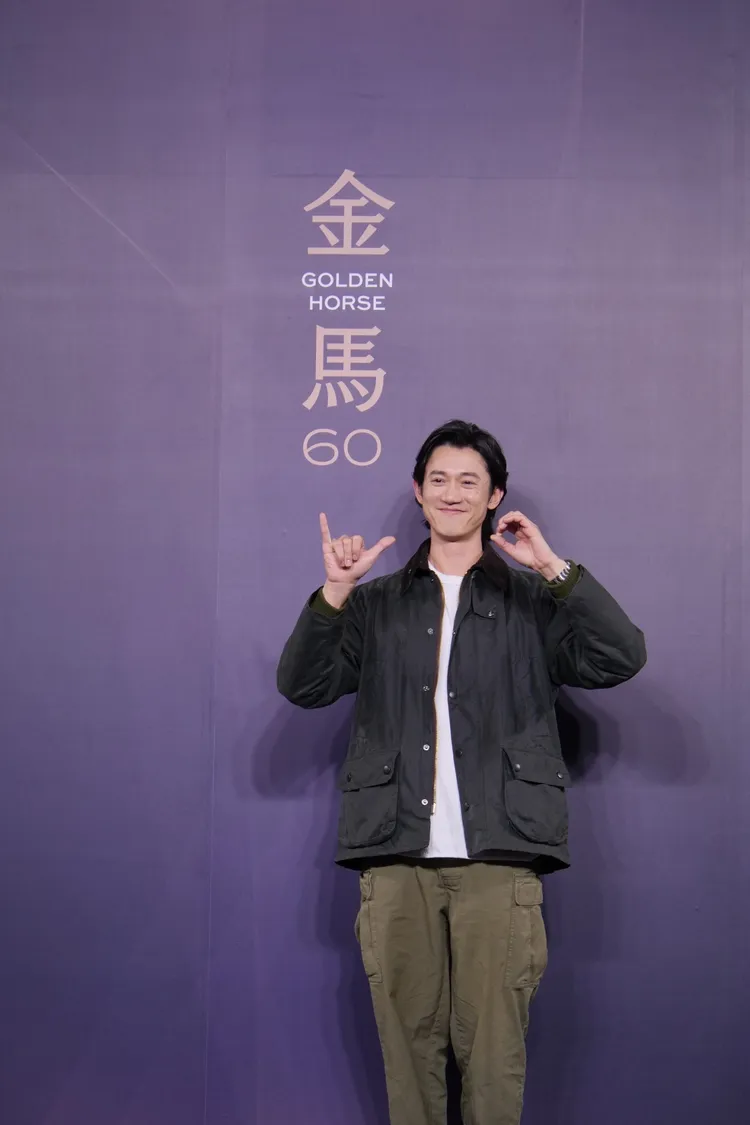 吳慷仁飾演父親。金馬提供