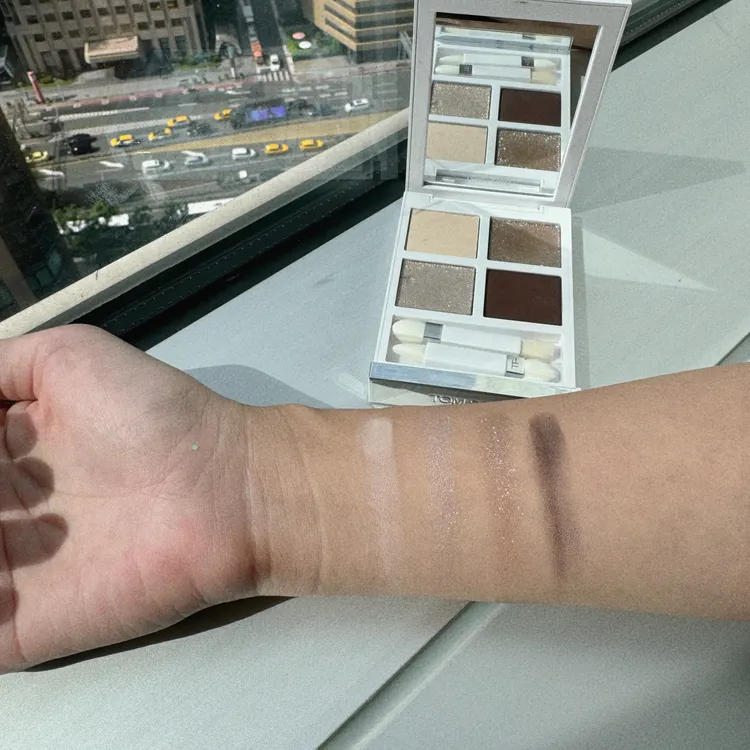 高級訂製四格眼盤#01冬日光芒試色。張家玲攝