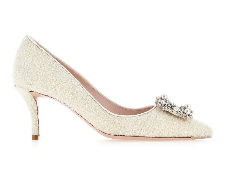 Flower Pearls雪白羊毛珍珠花鑽高跟鞋，7萬8200元。品牌提供