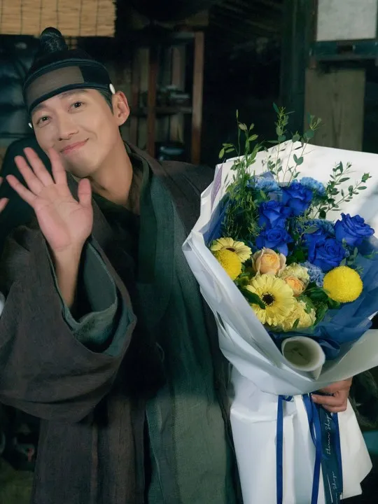 南宮珉對安恩真說的「要抱抱她，一定很痛苦」，這句台詞印象深刻。翻攝935娛樂