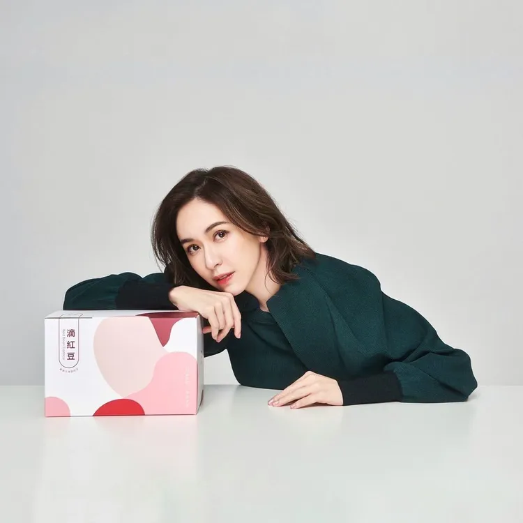 蔡依珊對於自創的炆久之芯相當盡心盡力。翻攝蔡依珊IG