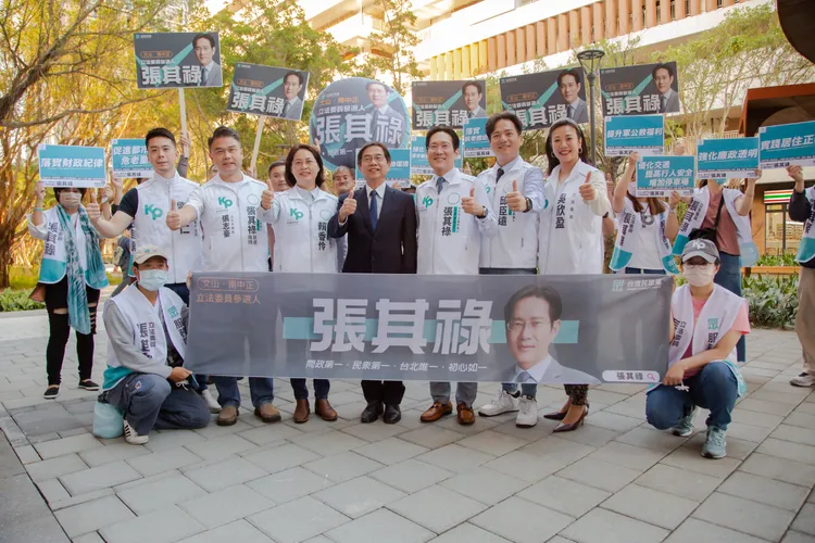 張其祿今登記參選。張辦提供