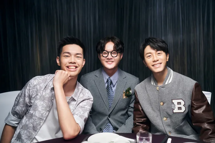 陳大天與韋禮安、許富凱開心同框。大鵬經紀提供