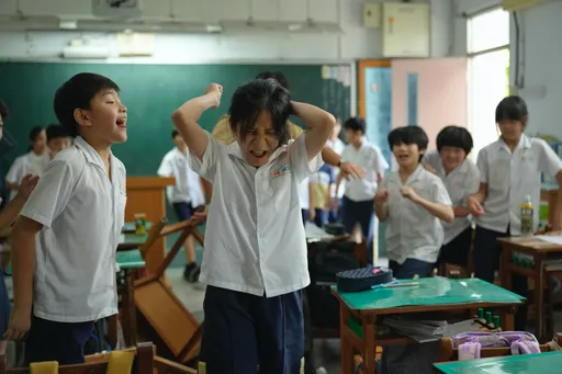 林品彤封后作「压力大到歪脖」 在校遭同学霸凌情绪溃堤爆发了