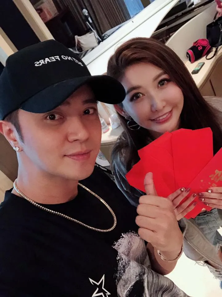 愷樂被指介入「豬揚戀」風暴後淡出演藝圈。翻攝自愷樂臉書