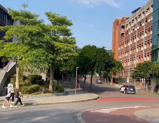 校園上演警匪飛車追逐　國立體大學生全程目睹驚叫連連