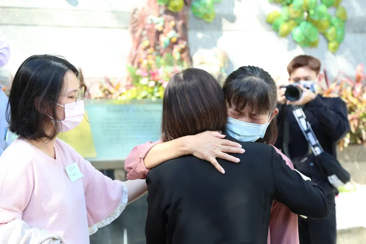 台北榮總今日邀請近三年器官捐贈者家屬暨受贈者及其家人參與感恩會。北榮提供