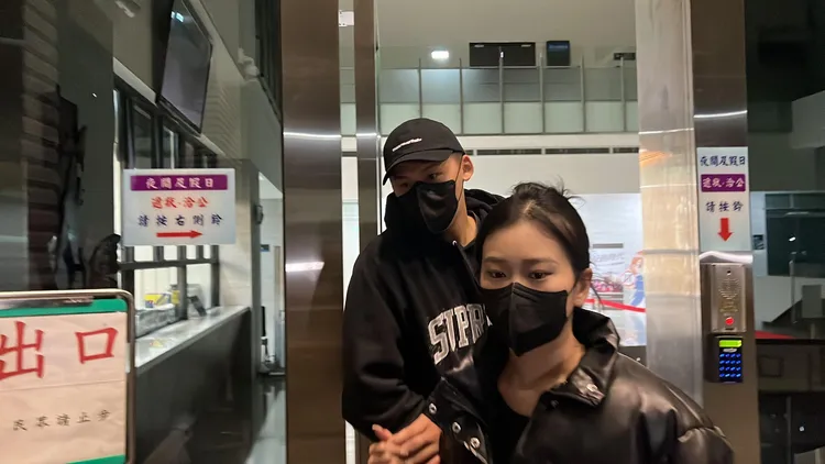 球員邱忠博（左）。陳彩玲攝