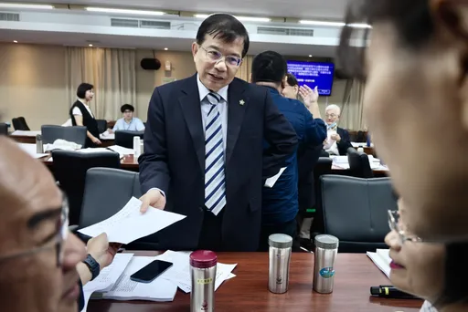 遭許銘春打槍!觀光署旅宿缺工報告無法釐清疑慮 王國材:持續溝通