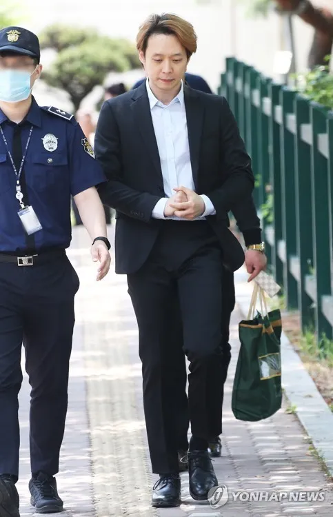 朴有天2019年大動作開記者會喊冤後，腳毛被驗出冰毒反應遭羈押。韓聯社