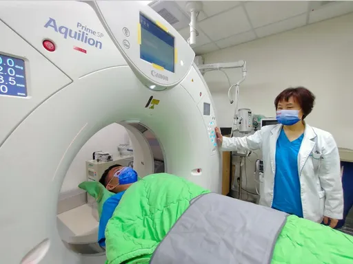 肺癌首度擠下大腸癌 躍十大癌症第一位!每4分19秒就1人罹癌